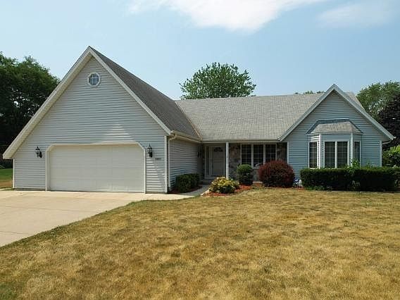 1st image of 8497 N 46th St