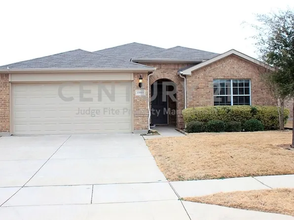 15949 Blaketree Dr, Fort Worth, TX 76177