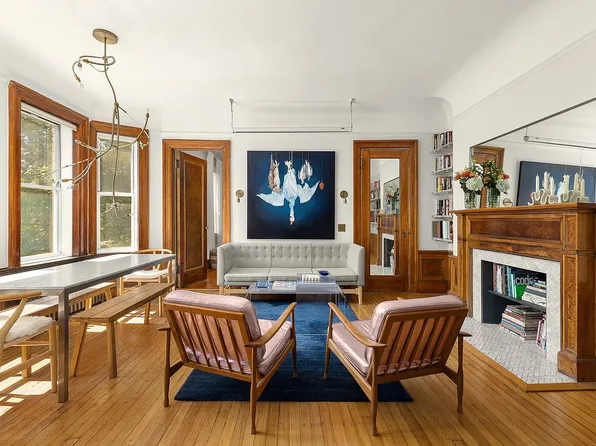 214 Carlton Ave APT 2, Brooklyn, NY 11205