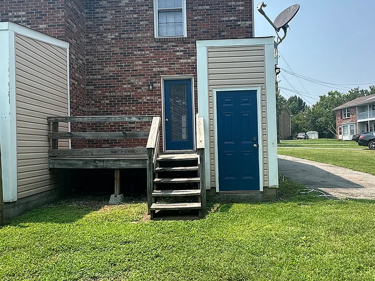 308 Crestmont Dr #A — Photo 11