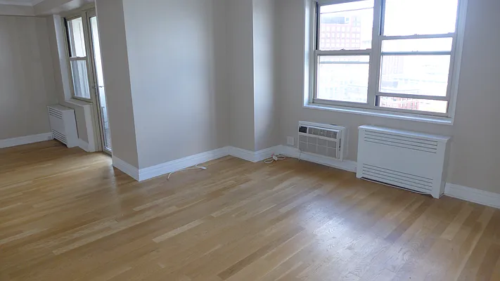 Rented by Stellar Management | media 1