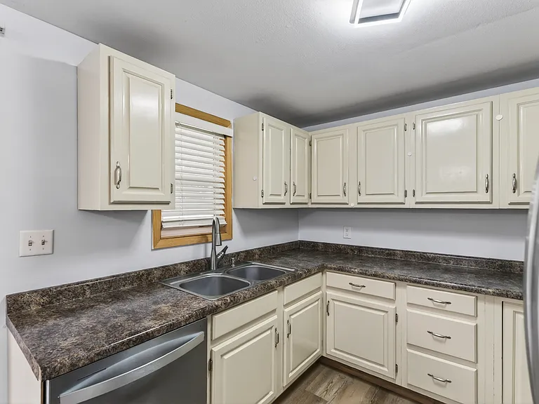 471 Easy St — Photo 10