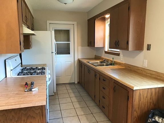 5th image of 5298 Alamo Dr