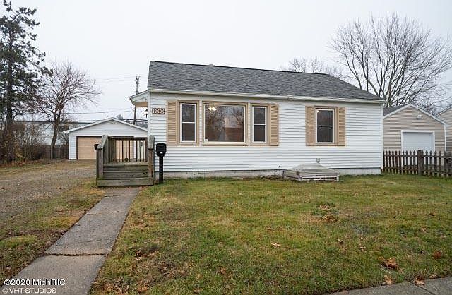 1st image of 188 21st St N