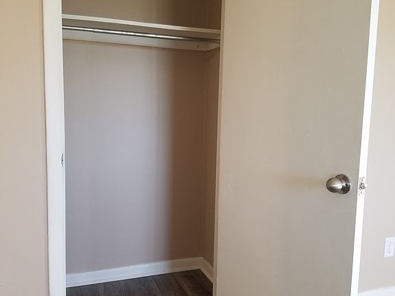 5th image of 1225 Willow St
