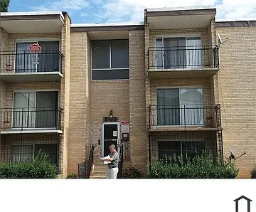 5100 F St SE #10 — Photo 10