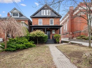 162 Medland St, Toronto, ON M6P 2N5