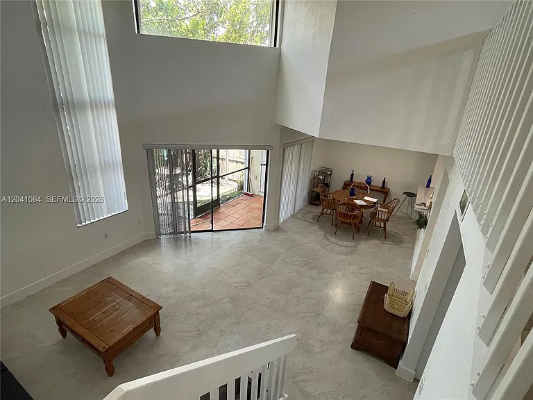 2513 San Remo Cir #2513 — Photo 4