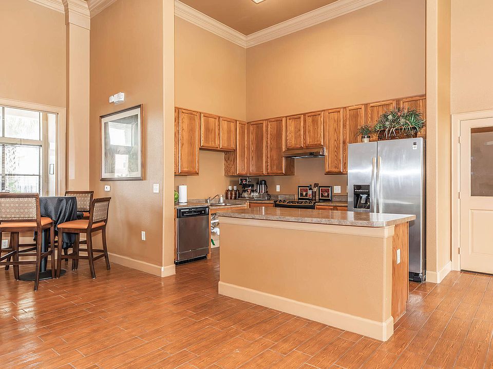 1st image of 901 Navigation Blvd #11240276