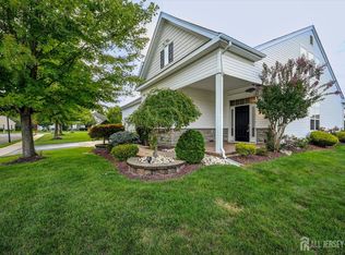 144 Timber Hill Dr, Monroe Township, NJ