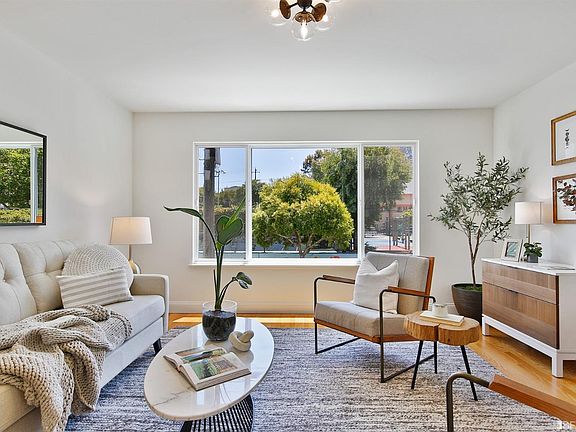 5th image of 268 Day St APT 1