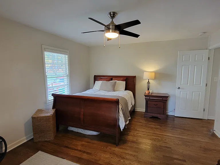 3010 Santa Monica Dr — Photo 18