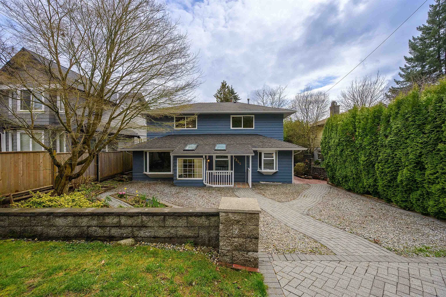 1355 Frederick Rd photo 1