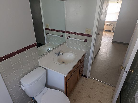 3rd image of 6 Bradley Ave #12
