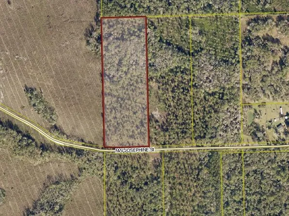 8 NW Josephine St, Lake City, FL 32055