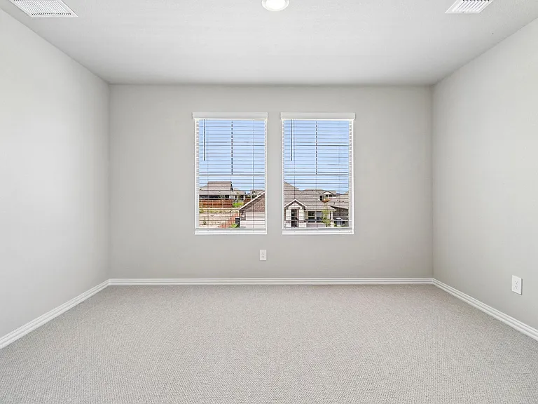 6206 Castamere Dr — Photo 34