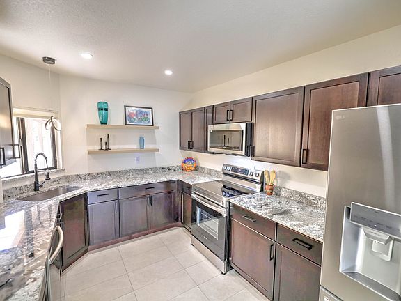 5th image of 5144 N Avenida Primera