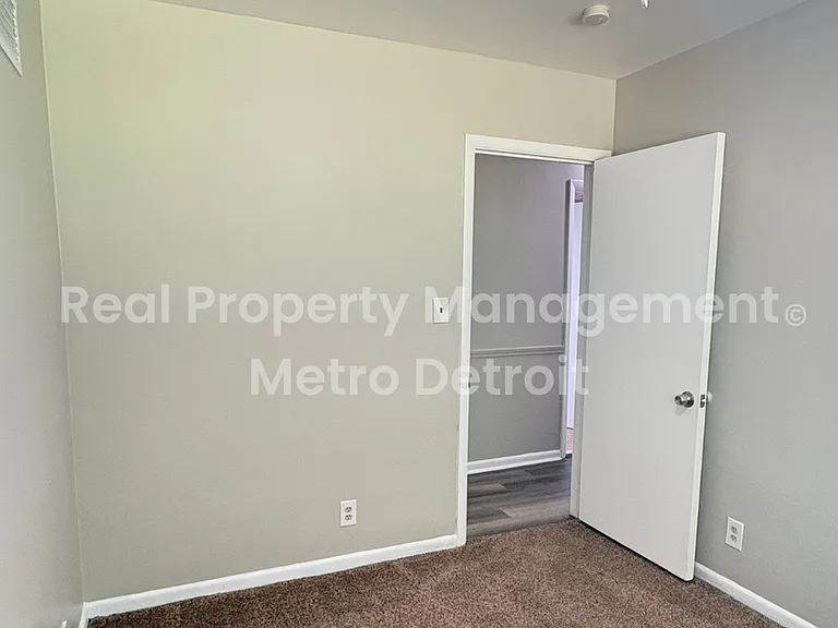 32505 Bell Vine Ct — Photo 17