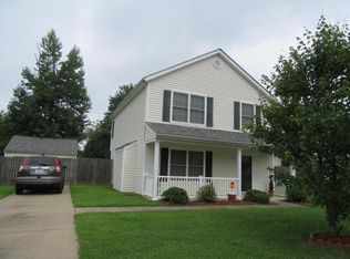 6633 Hunters Creek Blvd, Louisville, KY
