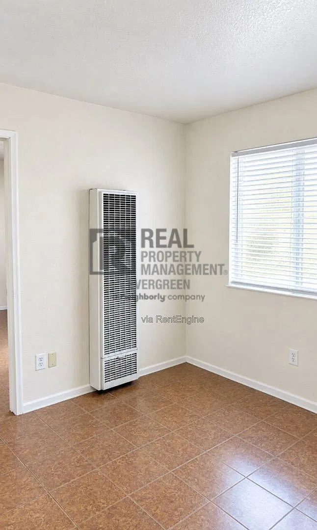 1 bed, 1.0 bath, $750 — Photo 2