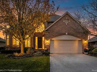 16170 Musket Dr, Macomb, MI 48044
