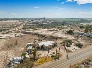 1886 Derrick Rd, El Centro, CA 92243