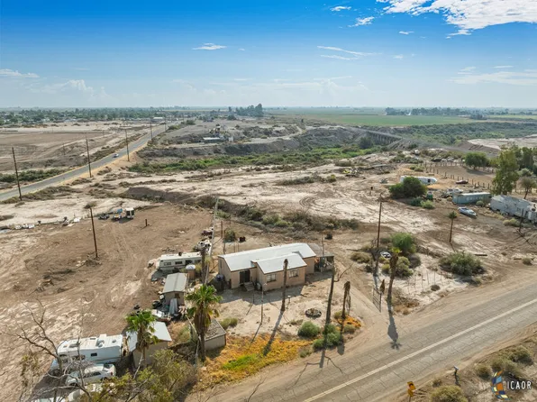 1886 Derrick Rd, El Centro, CA 92243