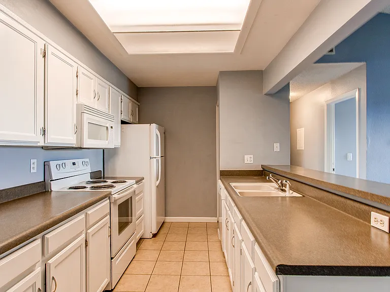 9666 Brentwood Way #304 — Photo 7