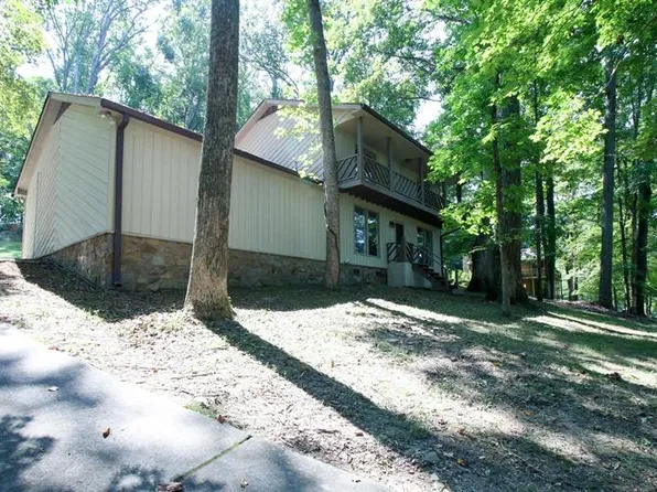 2551 Distillery Rd, Greenbrier, TN 37073