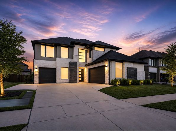 470 Providence Dr