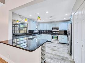 2075 NW 15th Pl