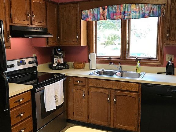 3rd image of 2598 E Sun Valley Dr APT 104