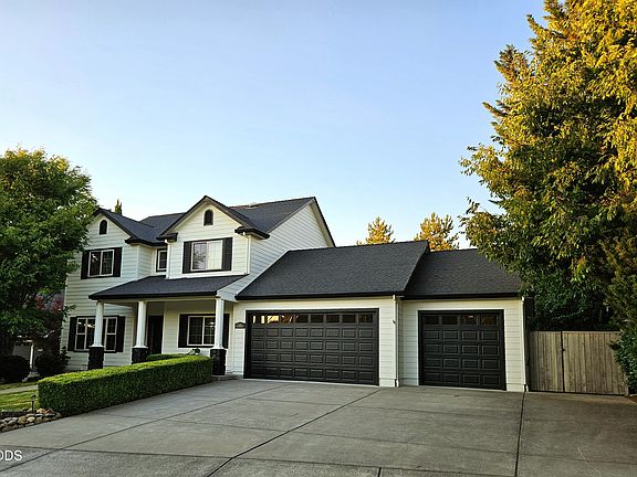 3rd image of 241 Fieldbrook Ct