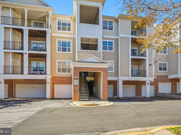 13503 Kildare Hills Ter APT 302, Germantown, MD 20874