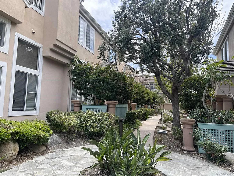 12928 Carmel Creek Rd #46 — Photo 4