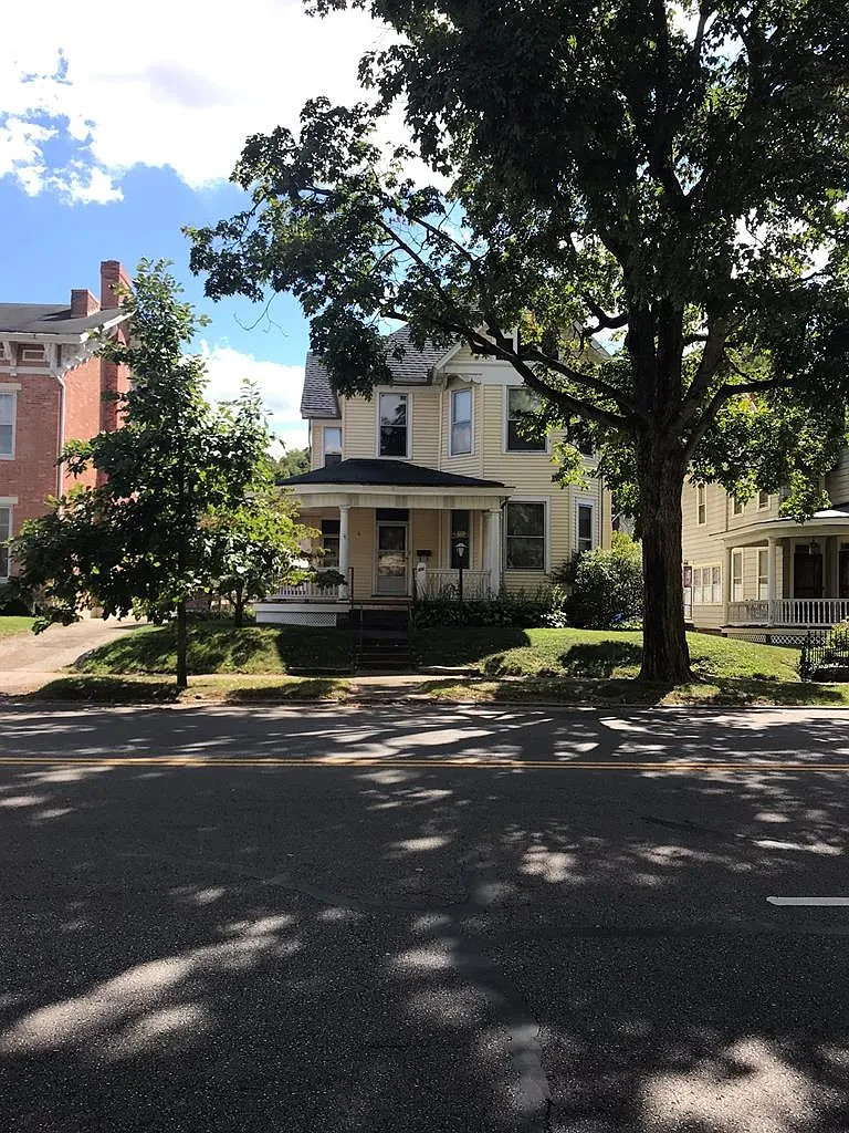 276 W Water St photo 1