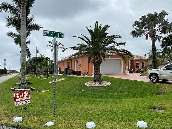 5th image of 1614 SW 43rd Ter