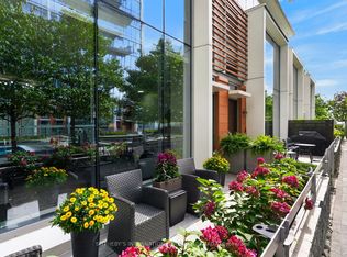 29 Queens Quay E UNIT TOWNHOUSE 114, Toronto, ON M5E0A4