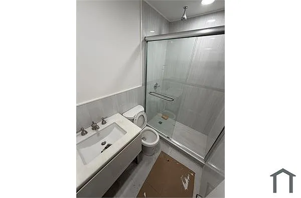 Building Photo - 440 Screvin Ave #2A