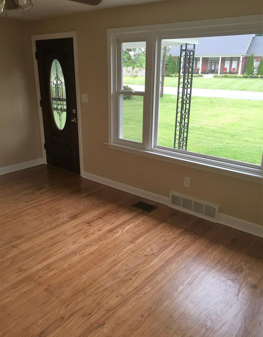 6605 Upper Hunters Trce, Louisville, KY 40216 Zillow