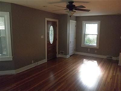 4th image of 2065 Willowgrove Ave