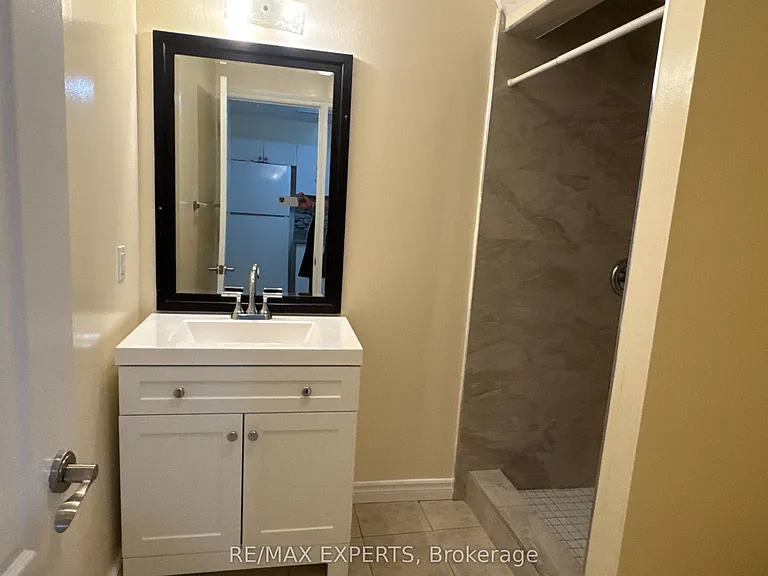 5 Cadillac Cres #BASEMENT — Photo 22