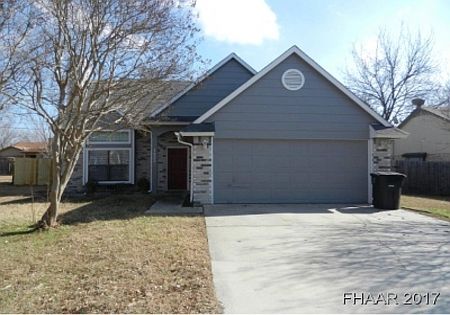 1st image of 1822 Meadowbrook Dr