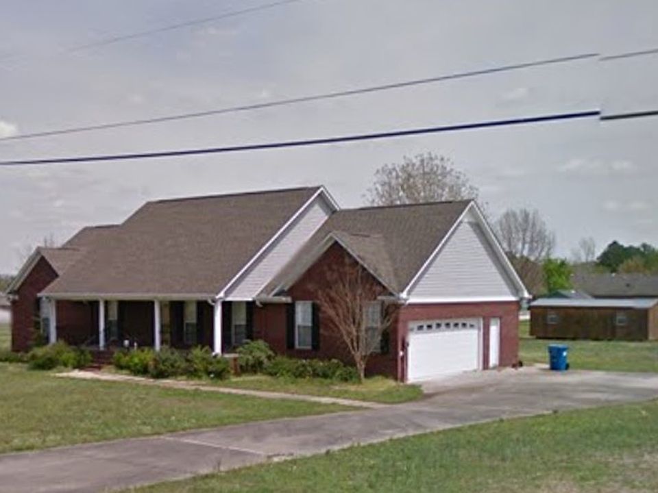 2nd image of 304 Hannah Ave