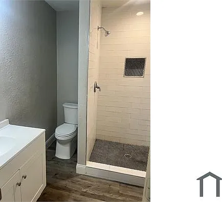 1702 Biggs Ter — Photo 17