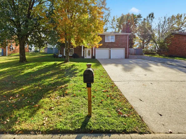 408 Needlewood Dr, Clarksville, TN 37040