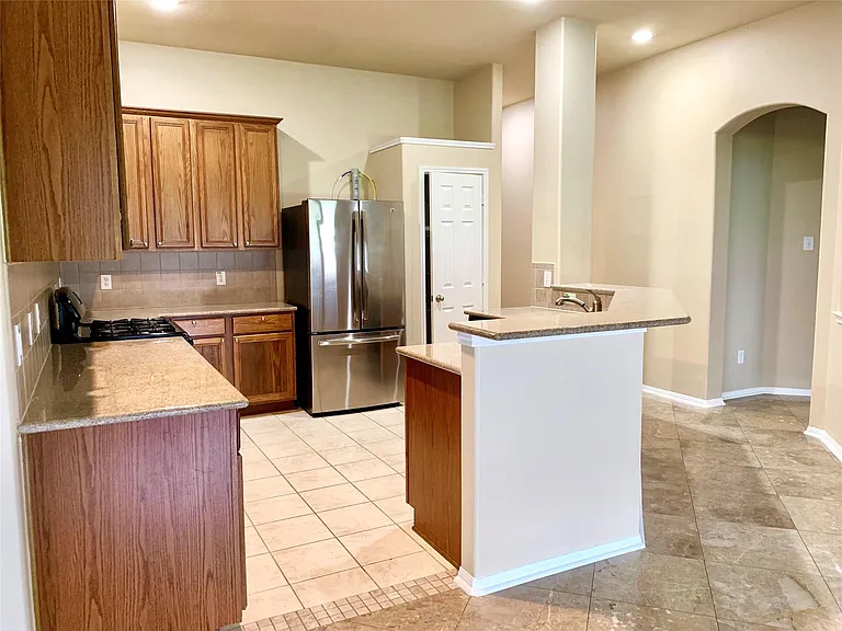 2822 Chalet Knolls Ln — Photo 11