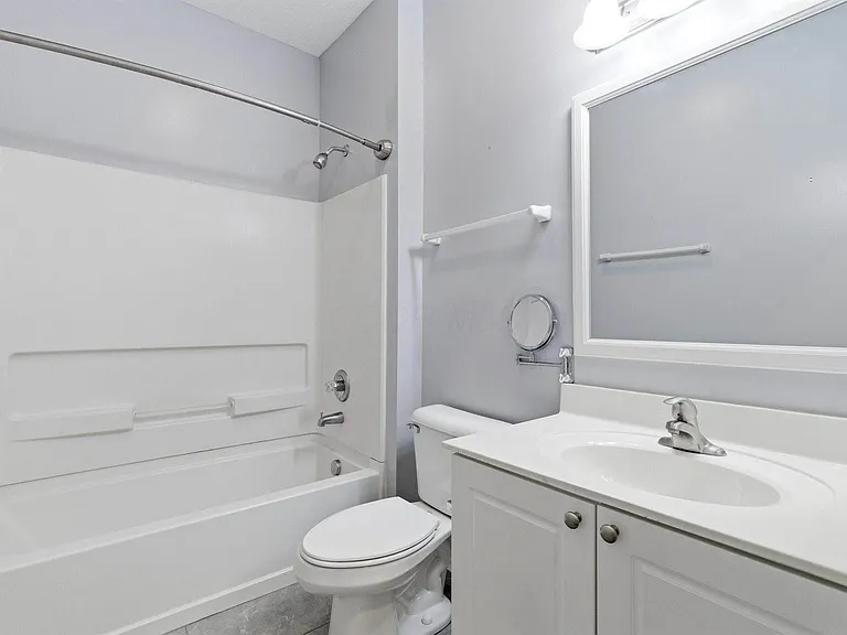 7728 Essex Gate Dr S — Photo 11
