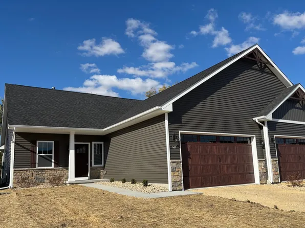 547 Anjali Ct #L, Sycamore, IL 60178