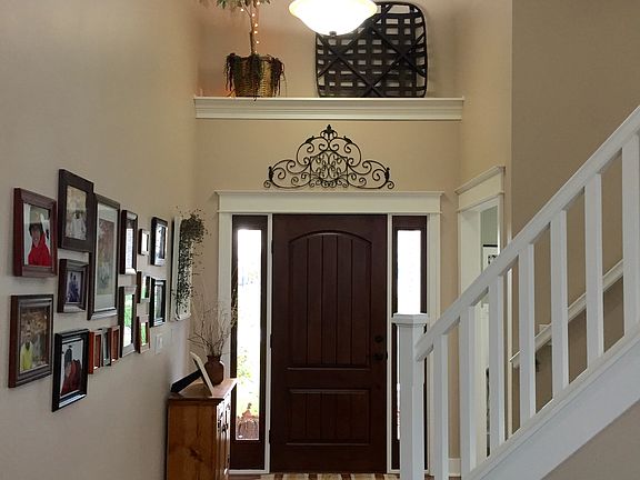 2nd image of 957 Esker Dr